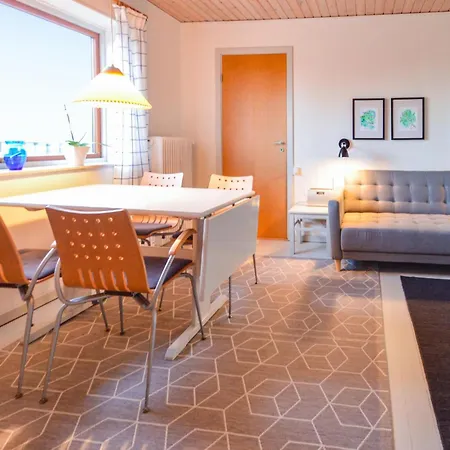 4 Bedroom Lovely In Feriehus