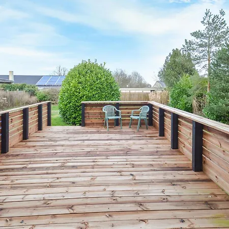 4 Bedroom Lovely In